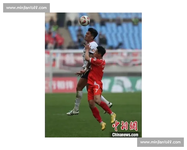 铁西夜燃冲超梦!杨旭陈星领唱,辽宁铁人 3-0 登顶中甲 铁西夜燃冲超梦!杨旭陈星领唱,辽宁铁人 3-0 登顶中甲