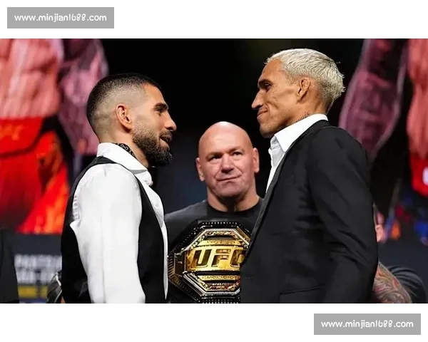 终极对视！UFC317 轻量级巅峰对决：托普里亚 vs 奥利维拉