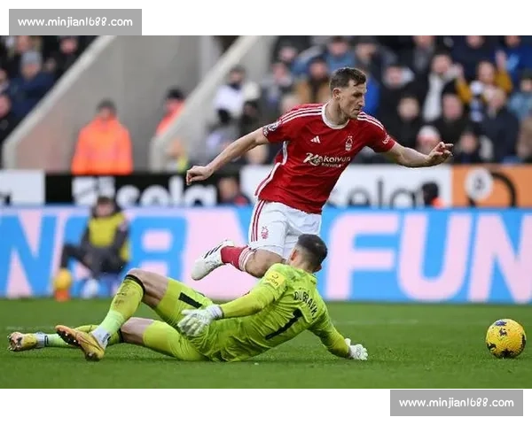 曼联迎战勒沃库森欧战强强对话红魔与药厂巅峰较量赛前焦点解析