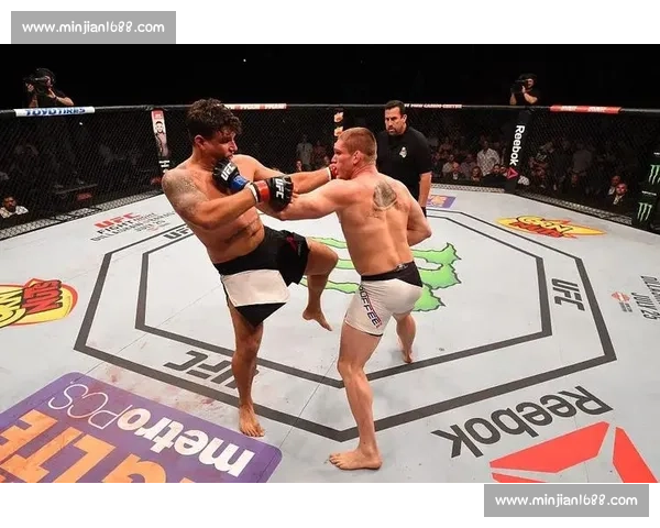 弗兰克米尔与牛头人巅峰对决揭示综合格斗时代变迁重量级恩怨史传奇