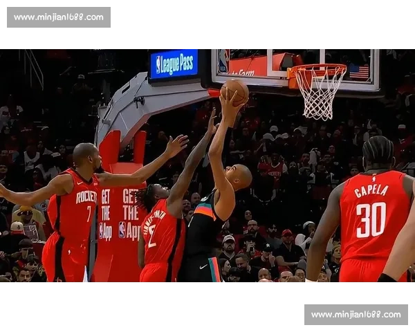 火箭尼克斯激战全程回放解析关键回合与胜负转折球星表现战术博弈深度解读