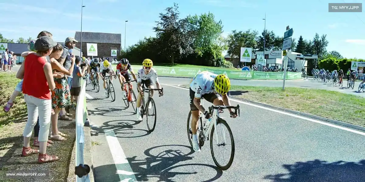 <strong>xc体育</strong>🤾‍♀️跌倒？爬起！坚持？必胜！—— 体育教会我们永不言弃！